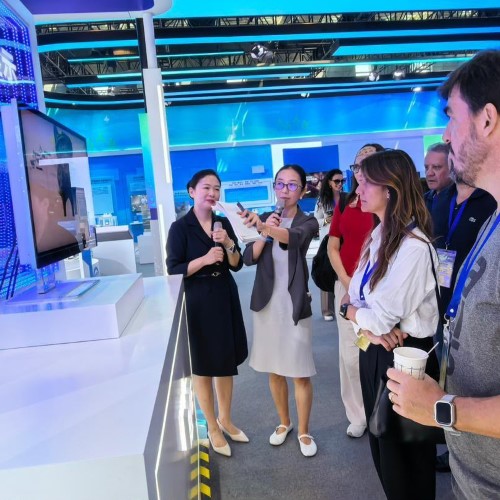 Katia Miki conhece tecnologias que podem inspirar o futuro de Barra do Piraí